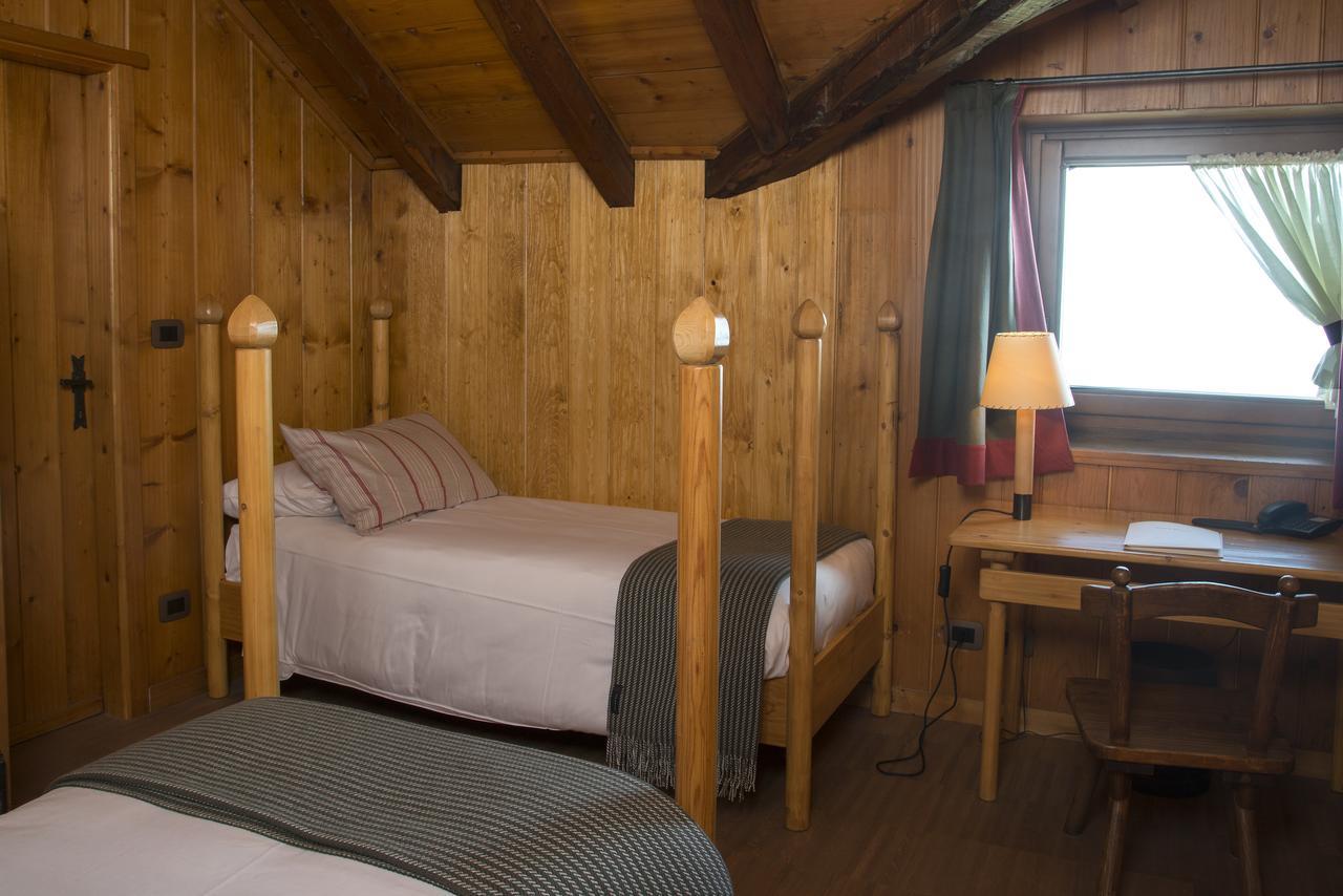 Albergo Ristorante Bucaneve Bielmonte Oda fotoğraf